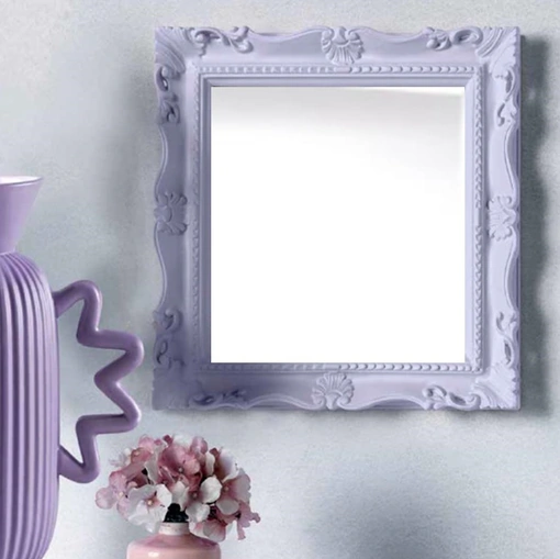 Specchio Adone con cornice in legno laccato de La Vetreria