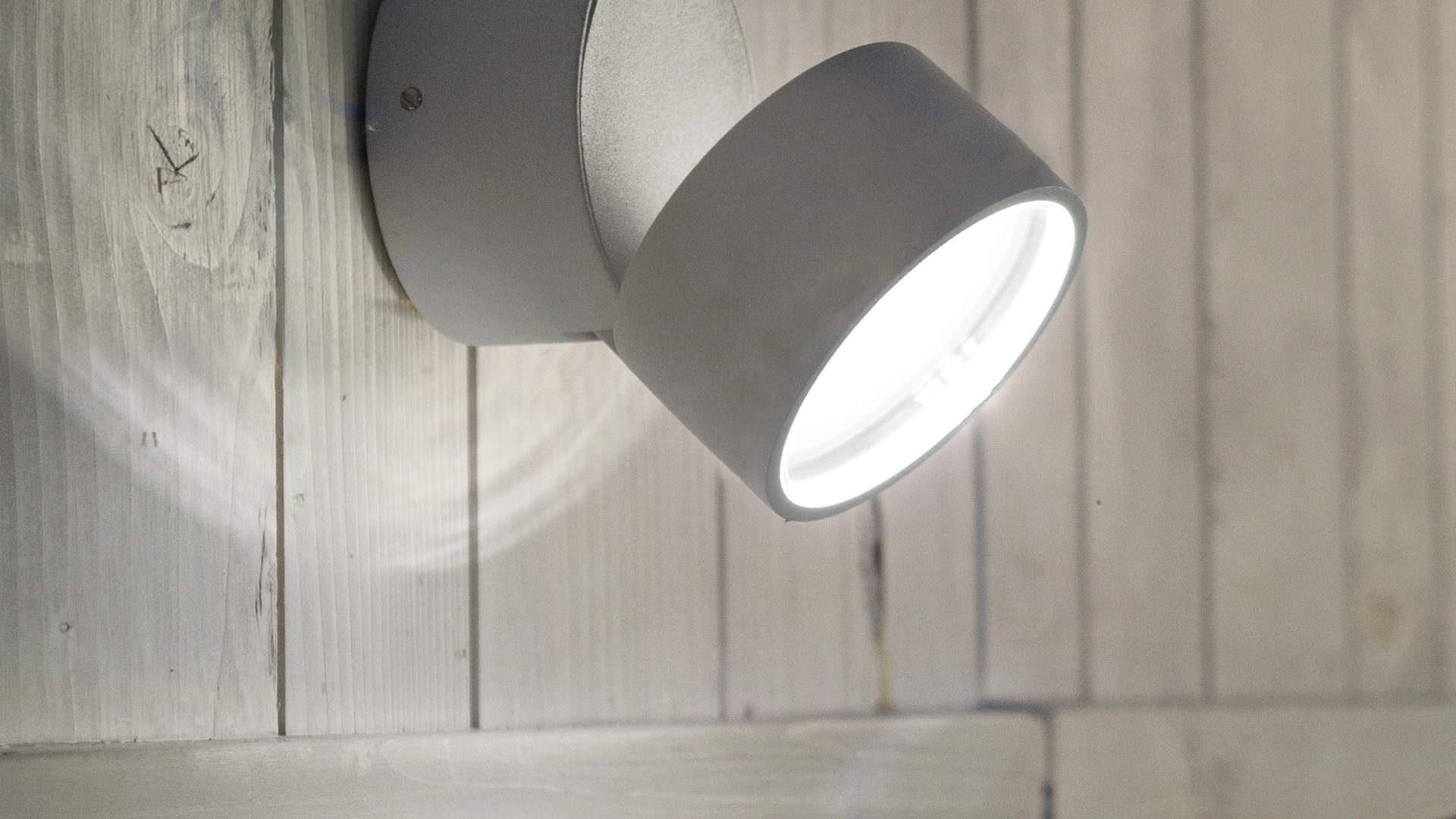 Lampada da esterno Omega di Ideal Lux