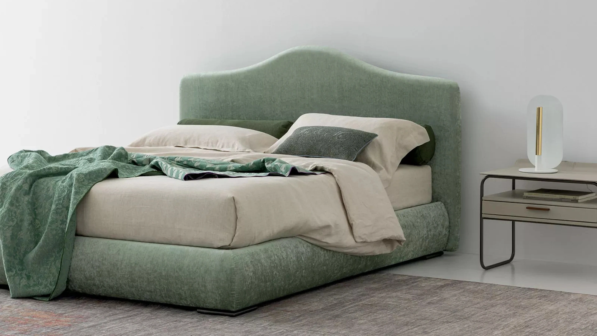 Letto in tessuto imbottito Luxury di Oggioni