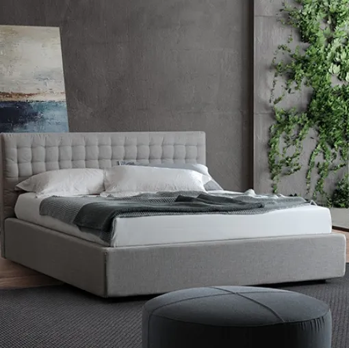 Letto Soft quilt in tessuto con testiera trapuntata di Barzaghi Salotti
