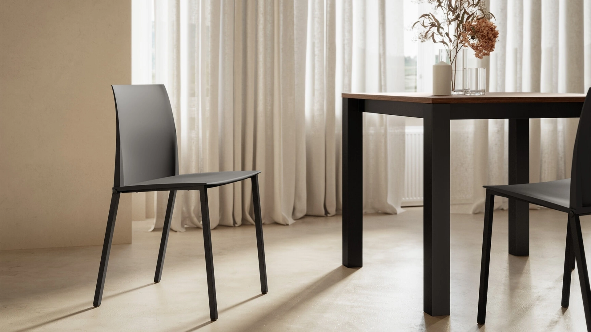 Sedia Zara con struttura in metallo verniciato e seduta in polipropilene di Arredo3