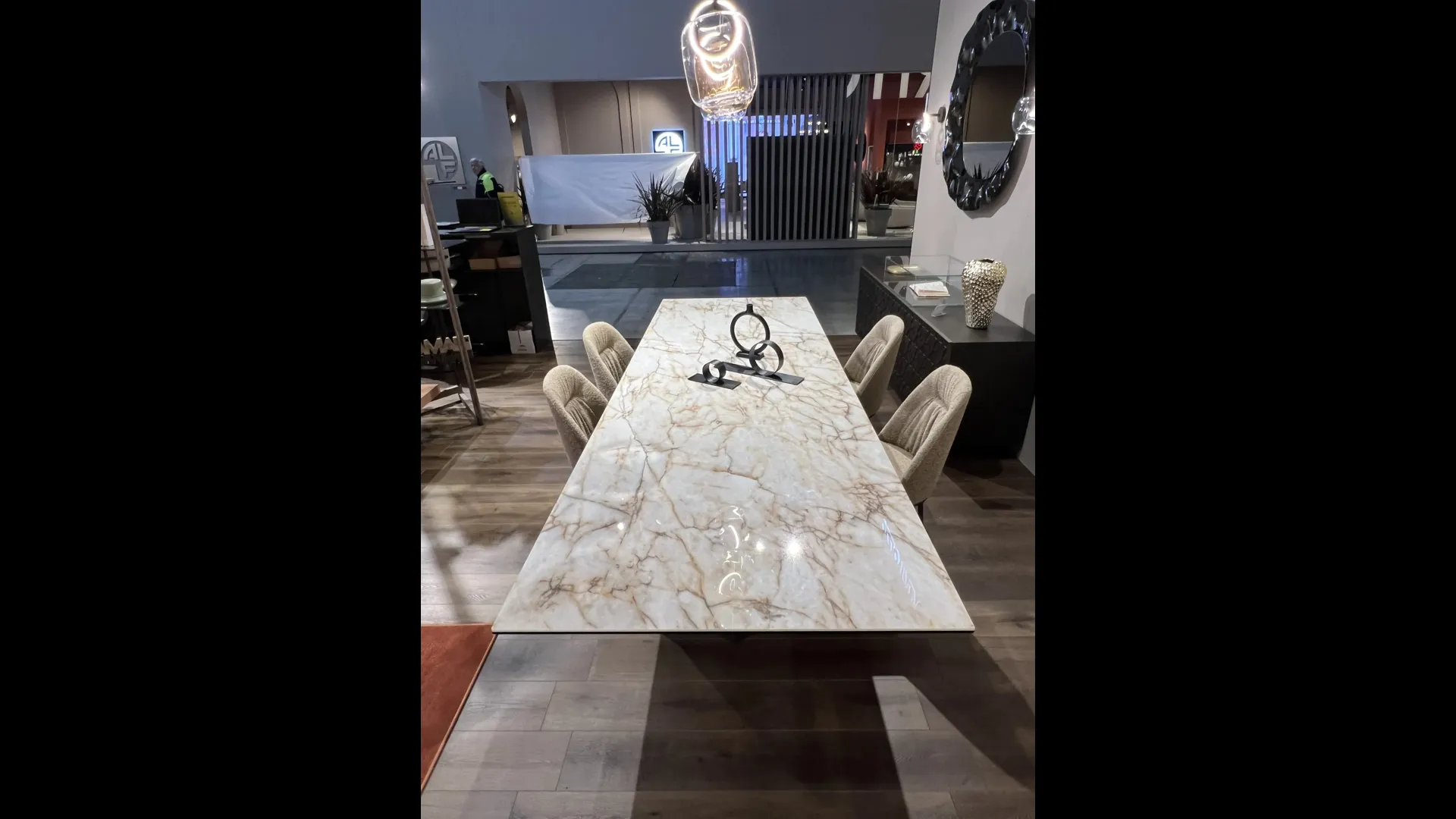 Tavolo allungabile in ceramica Axel di Ozzio