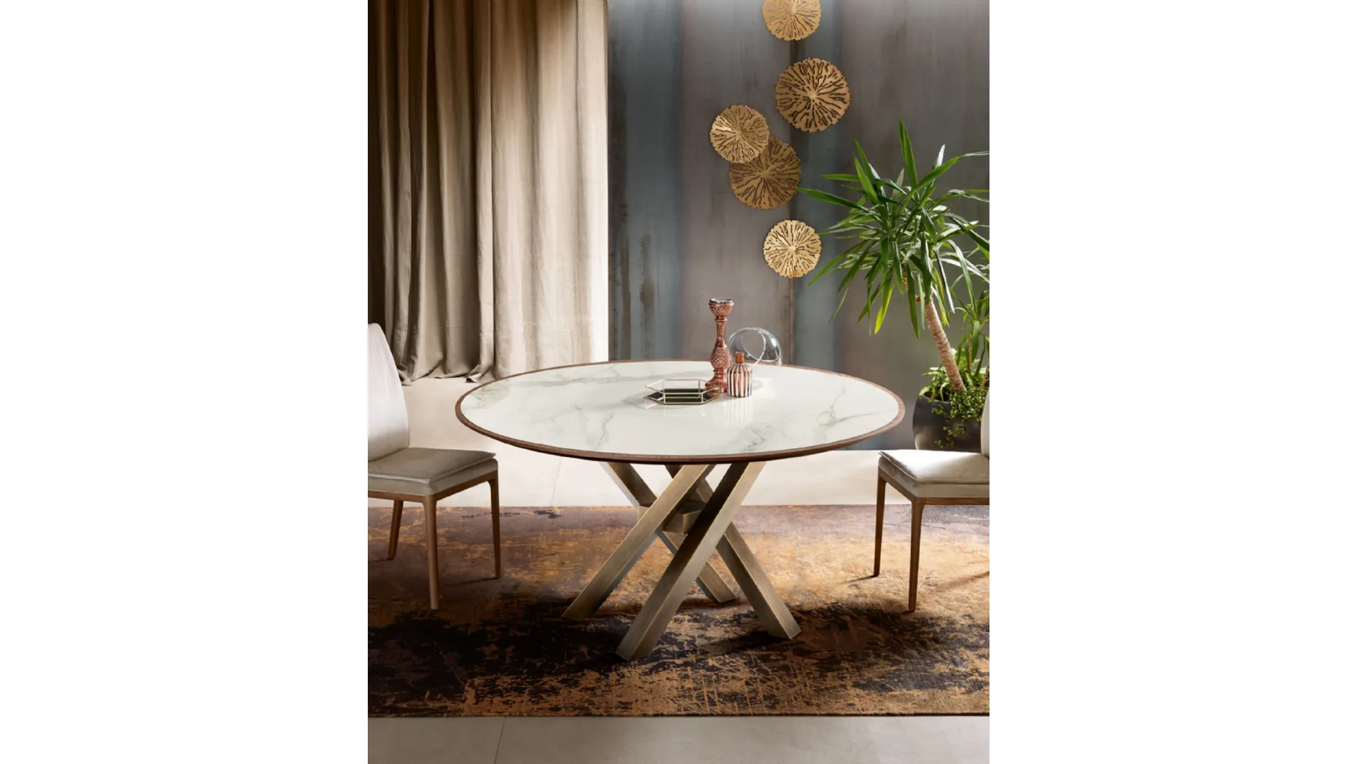 Tavolo rotondo Shangai in legno e ceramica di Riflessi