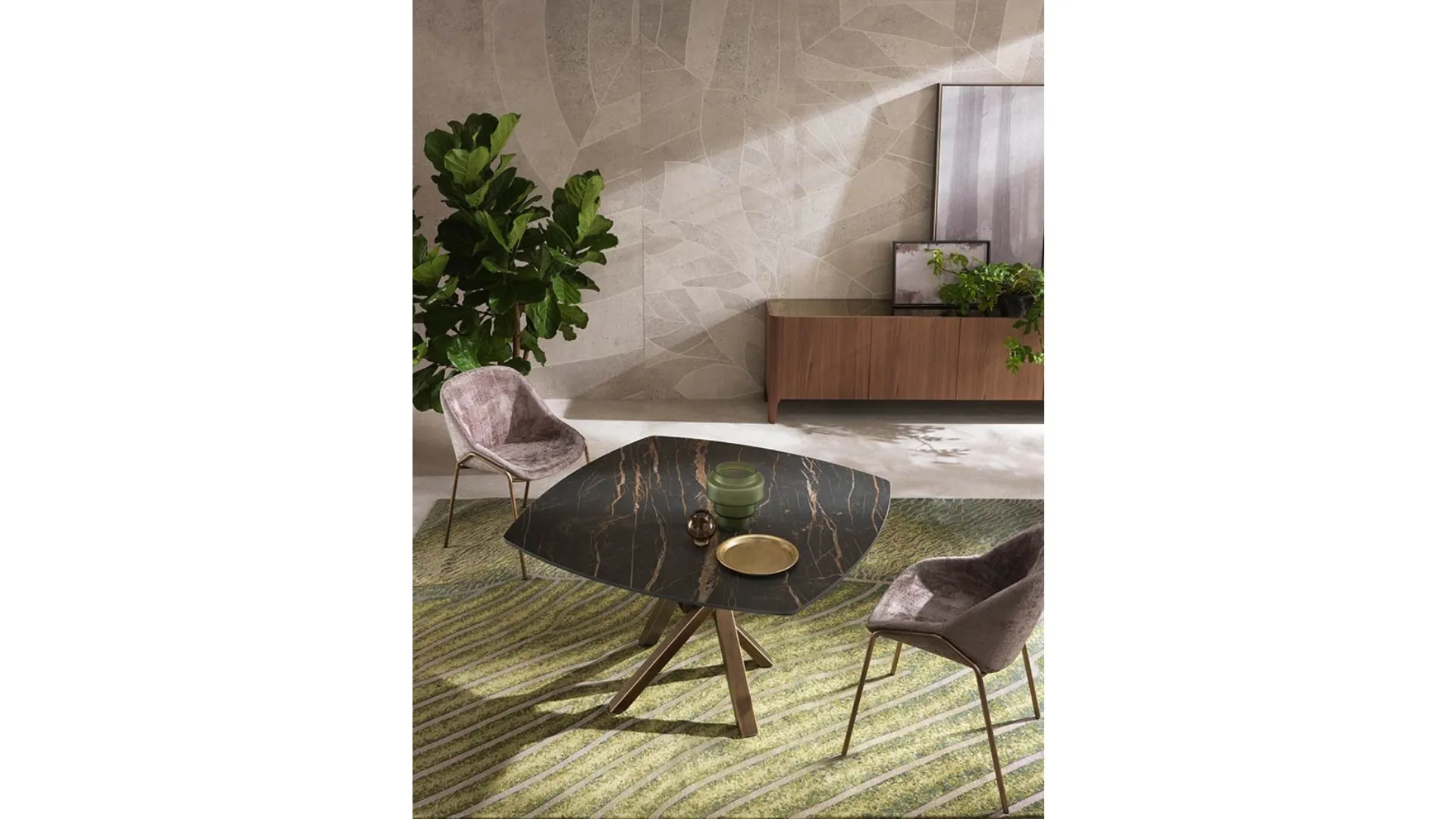Tavolo allungabile Shangai Square con top in ceramica e base in alluminio verniciato di Riflessi