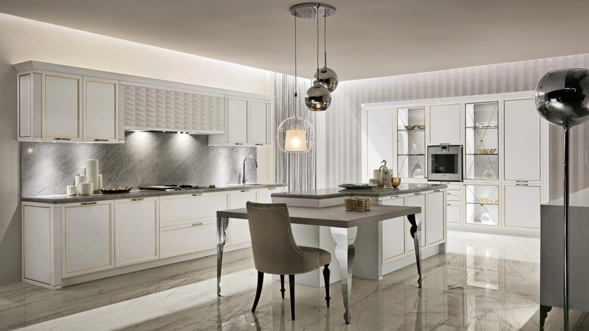 Cucina Classica Luxury Glam laccata con isola di Aster Cucine
